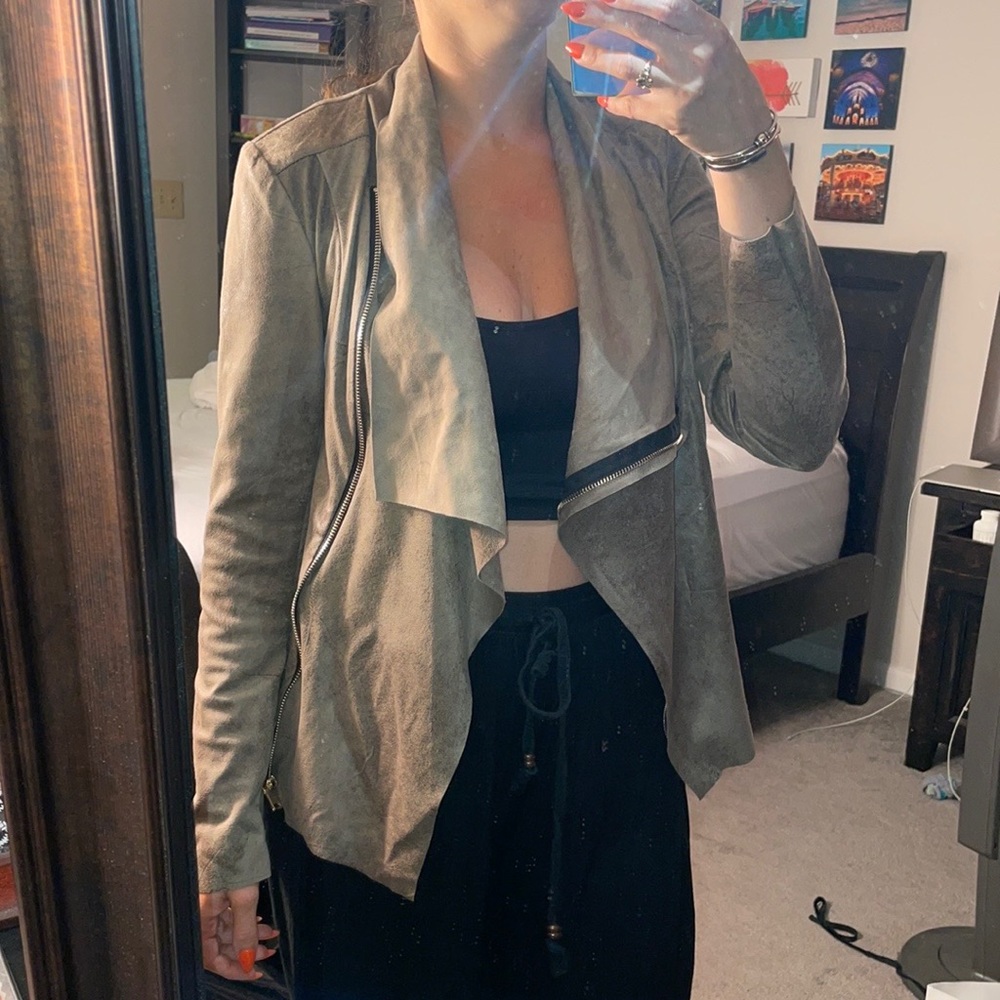 Zara zip up